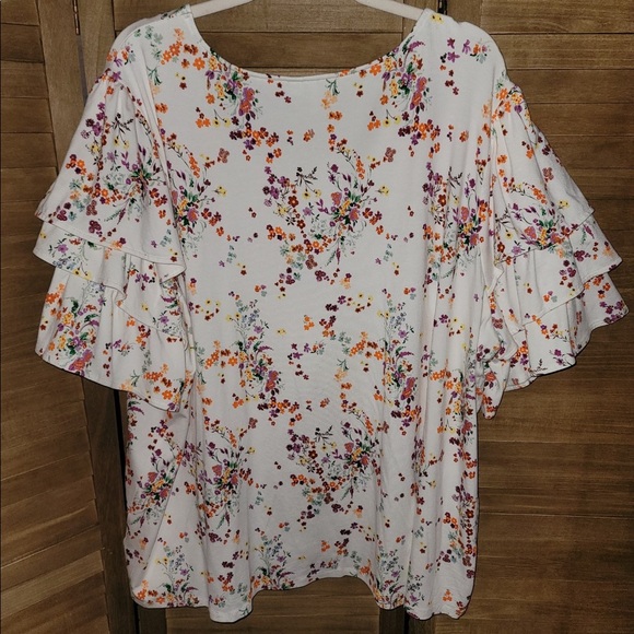 Plus size bundle. - Picture 11 of 16